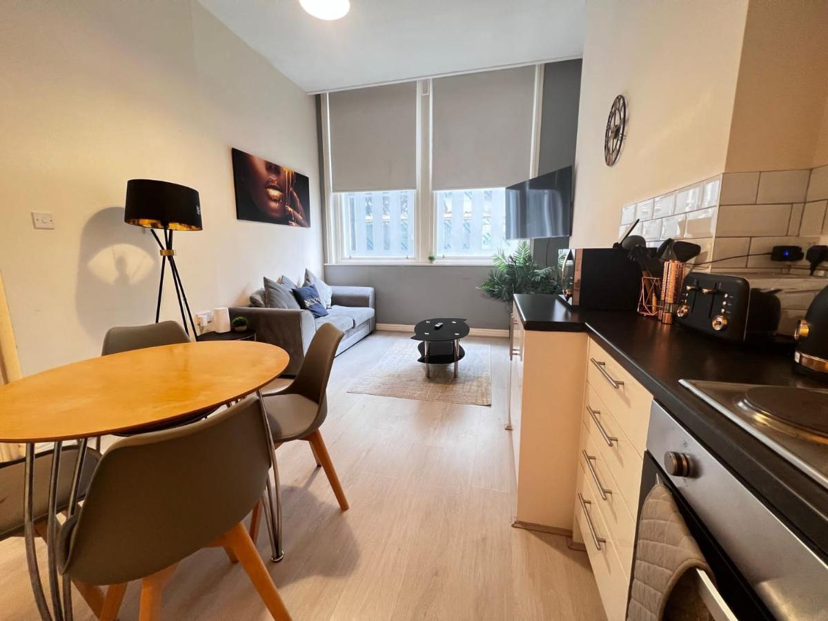 Kinetic Stays - Liverpool Apartments Luaran gambar