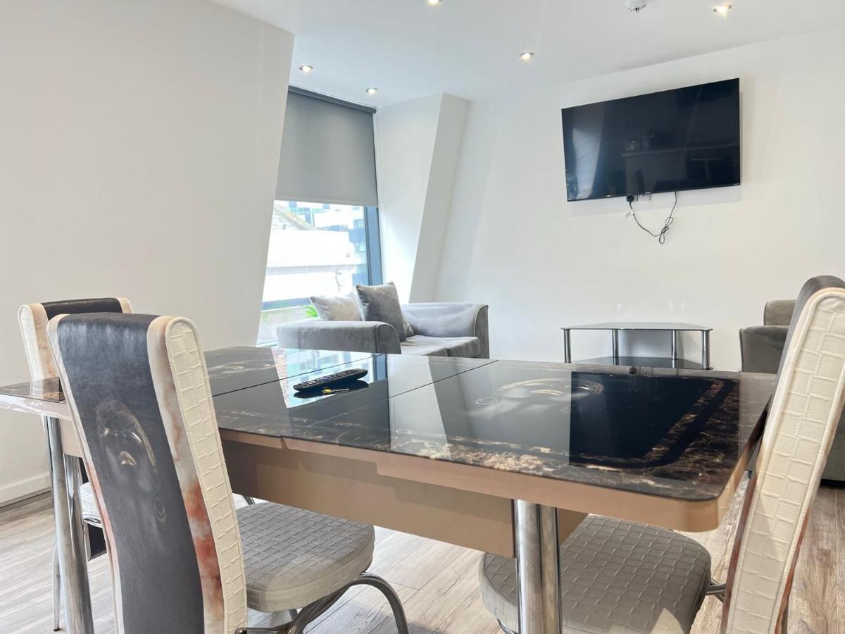 Kinetic Stays - Liverpool Apartments Luaran gambar